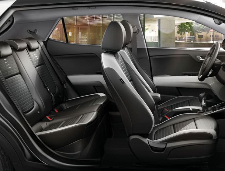Black leather interior seat setting of a Kia Stonic